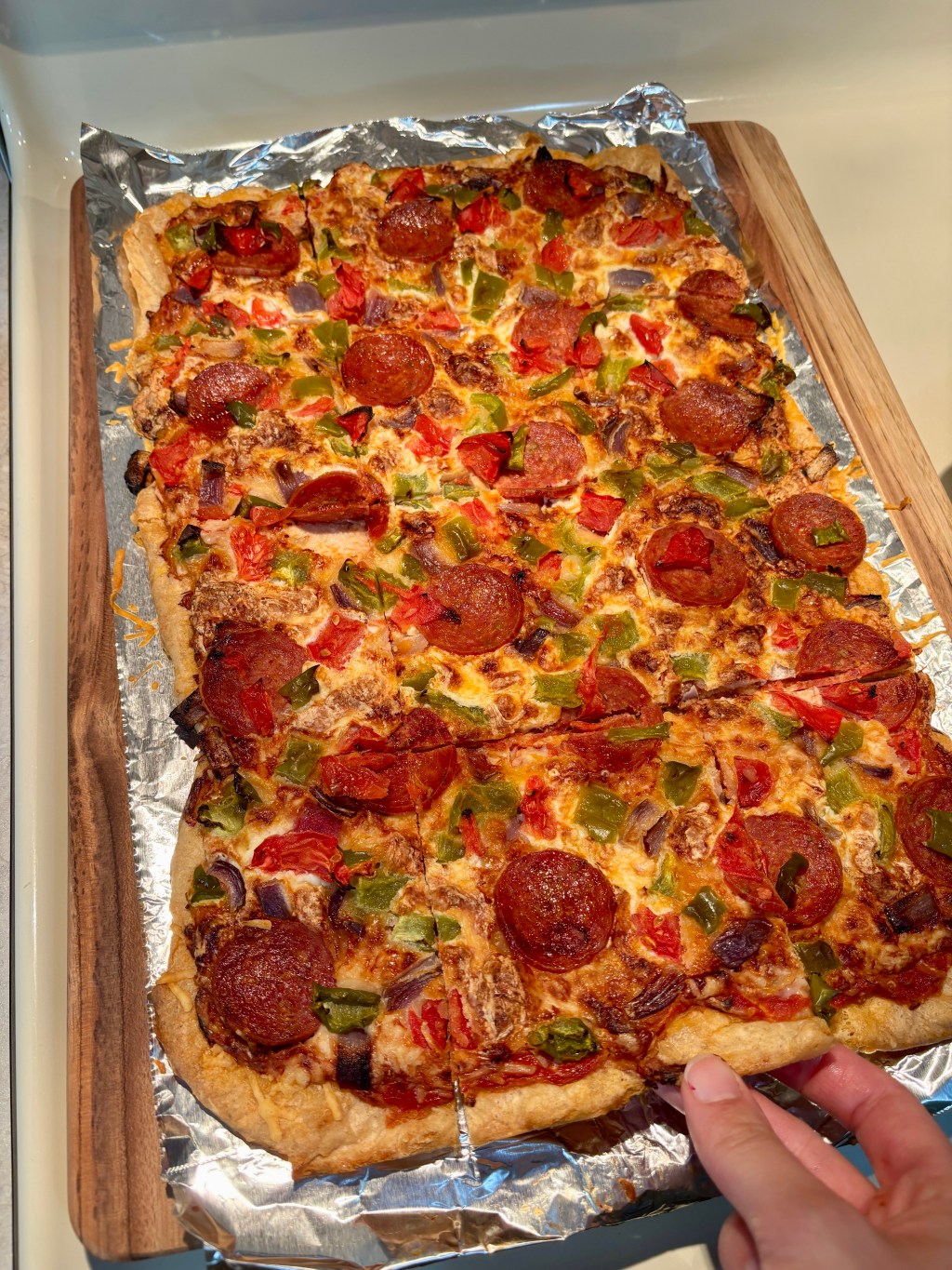 Flourless Gluten-Free Pizza Crust That ACTUALLY Gets&nbsp;Crispy